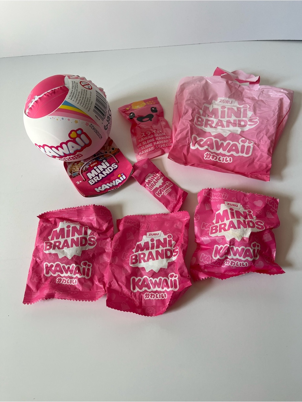 Zuru MiniBrands Kawaii *Choose your own* 3 figures NEW